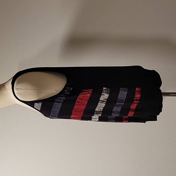 Torrid tank top - Picture 3 of 7